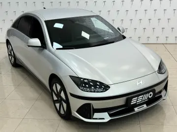 HYUNDAI IONIQ 6 77 4kWh 325ps 4WD Uniq 360 K BOSE Leder