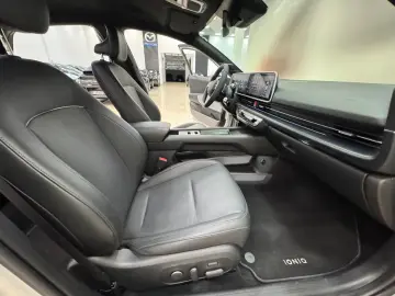 HYUNDAI IONIQ 6 77 4kWh 325ps 4WD Uniq 360 K BOSE Leder