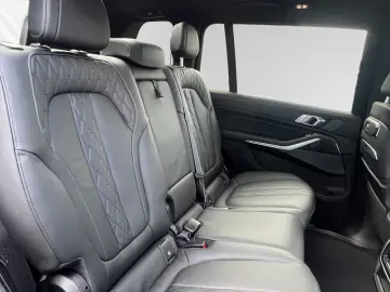 BMW X7 xDrive40d Inkl. € 1.190 Zubehörbonus  M Sport