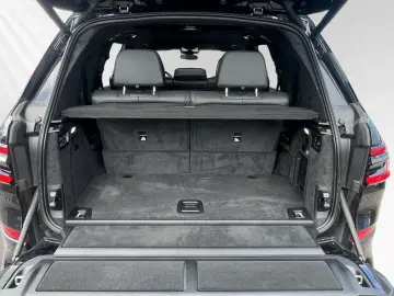 BMW X7 xDrive40d Inkl. € 1.190 Zubehörbonus  M Sport