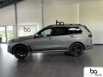 BMW X7 xDrive 40d M Sport Pro 6Sitz 22  Soft Ico AHK