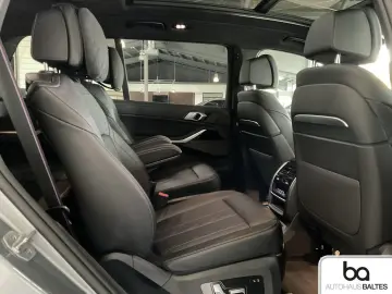 BMW X7 xDrive 40d M Sport Pro 6Sitz 22  Soft Ico AHK