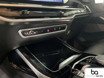 BMW X7 xDrive 40d M Sport Pro 6Sitz 22  Soft Ico AHK