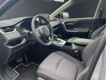 TOYOTA RAV4 Hybrid 4x4 Navi LED SHZ el.Heck TWW Lenk.be
