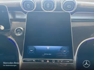 MERCEDES-BENZ GLC220d 4M AMG Prem Dist Pano DigiLED Bur3D