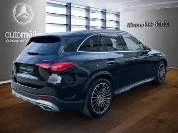 MERCEDES-BENZ GLC 220 d 4M AMG AHK Pano Distronic Memory 360