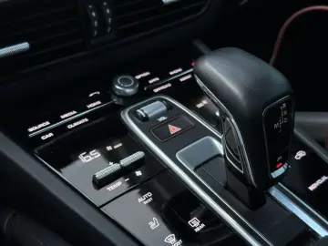 PORSCHE Cayenne E-Hybrid Coupé Platinum Edition 360  PAS