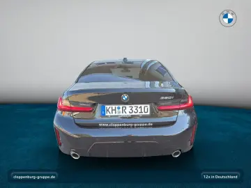 BMW 320i Limousine M Sportpaket Head-Up AHK Navi ACC
