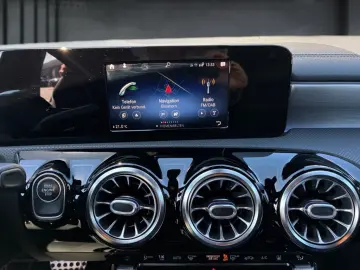 MERCEDES-BENZ CLA 250 e AMG Night LED NAVI MEMORY AMBIENTE