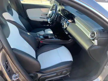 MERCEDES-BENZ CLA 200 AMG   NAVI  KAMERA PANORAMA