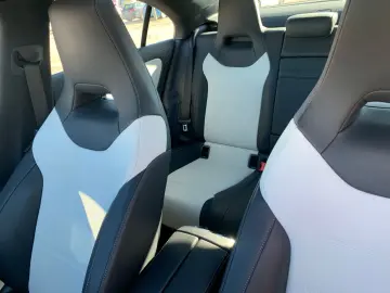 MERCEDES-BENZ CLA 200 AMG   NAVI  KAMERA PANORAMA