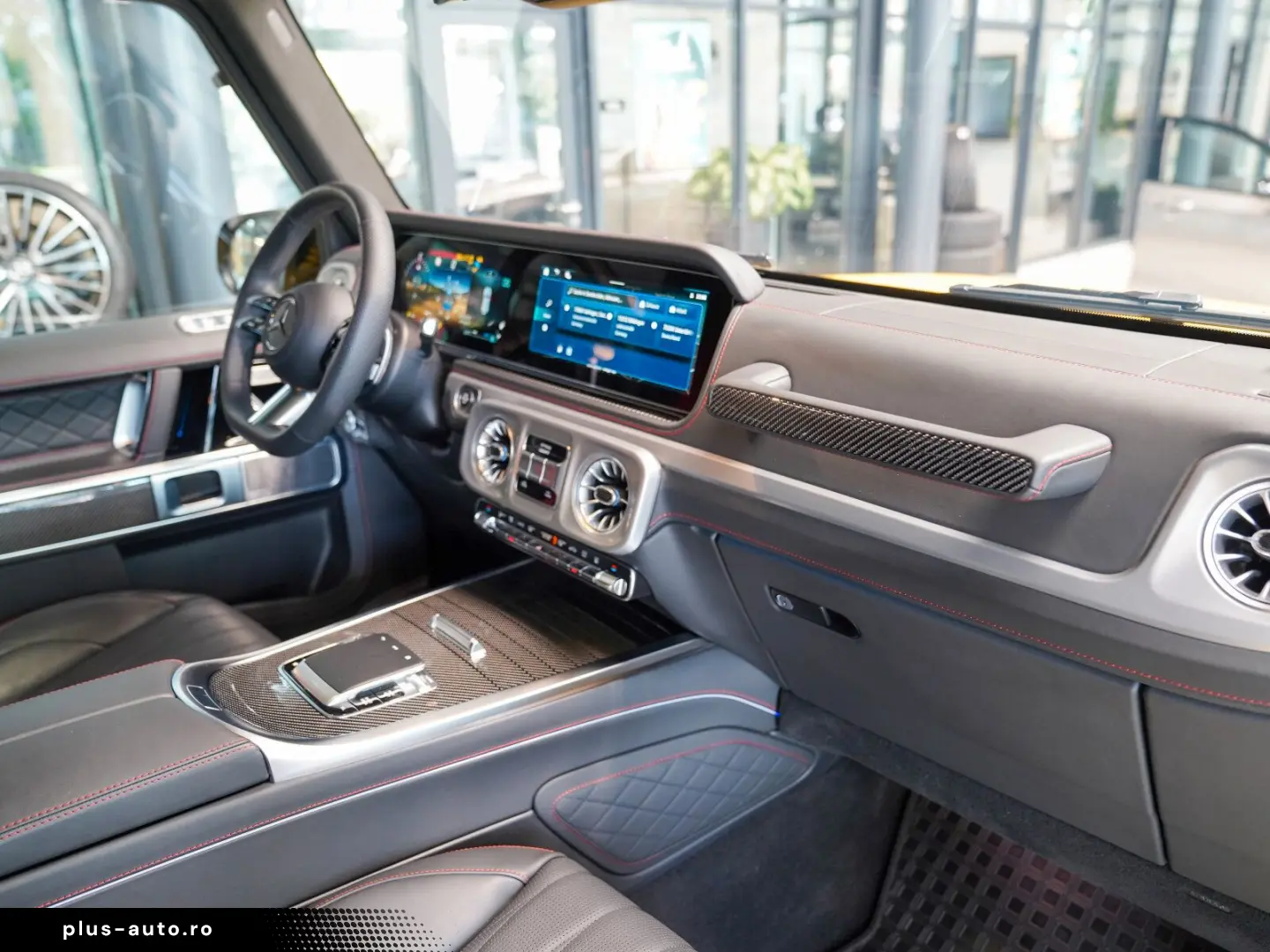MERCEDES-BENZ G-Class 2025 — imagine 10