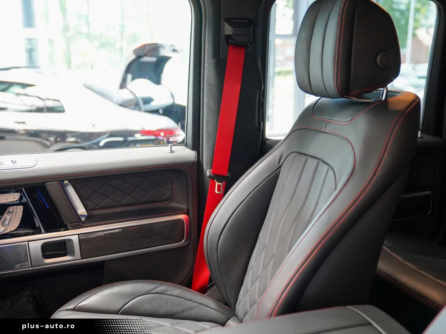 MERCEDES-BENZ G-Class 2025 — imagine 15
