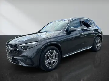 MERCEDES-BENZ GLC 300 4M AMG HUD Sound DigiLight Pano Memory