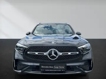 MERCEDES-BENZ GLC 300 4M AMG HUD Sound DigiLight Pano Memory