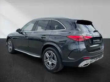 MERCEDES-BENZ GLC 300 4M AMG HUD Sound DigiLight Pano Memory