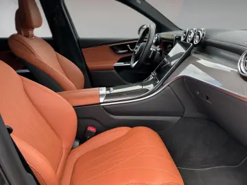 MERCEDES-BENZ GLC 300 4M AMG HUD Sound DigiLight Pano Memory