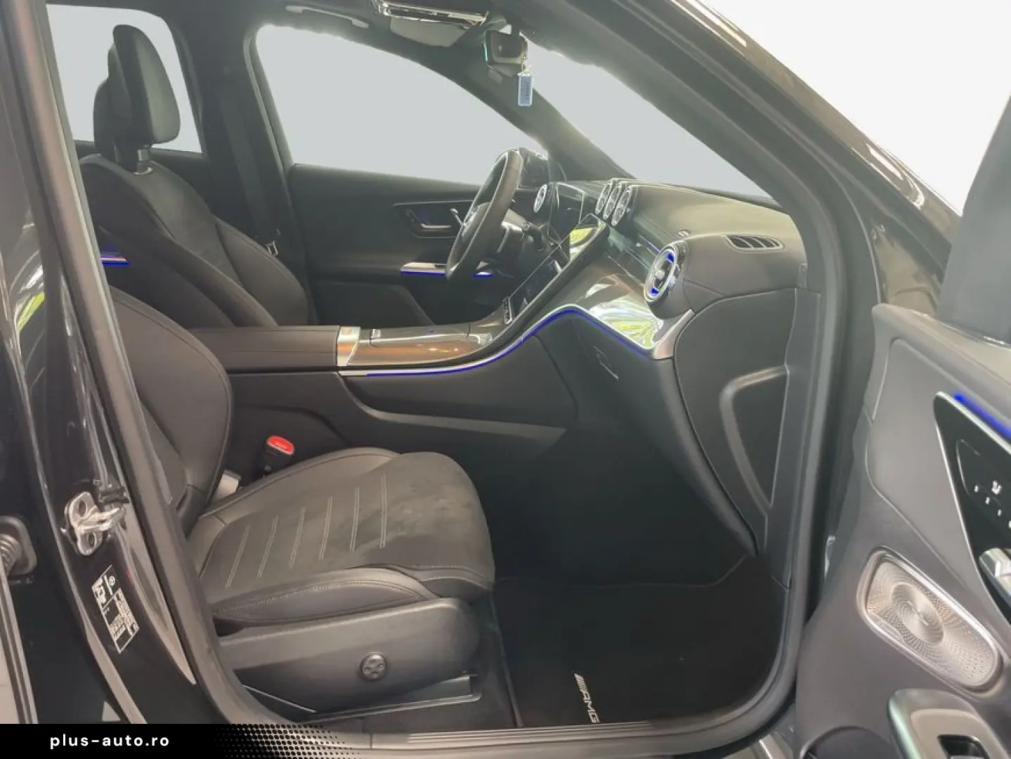 MERCEDES-BENZ GLC 2025 — imagine 12