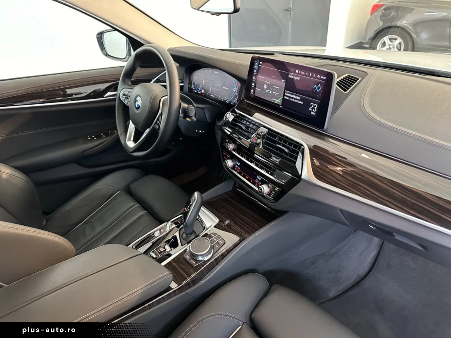BMW 530 E LUXURY LINE LEDER NAVI HEAD UP BT MFL LED