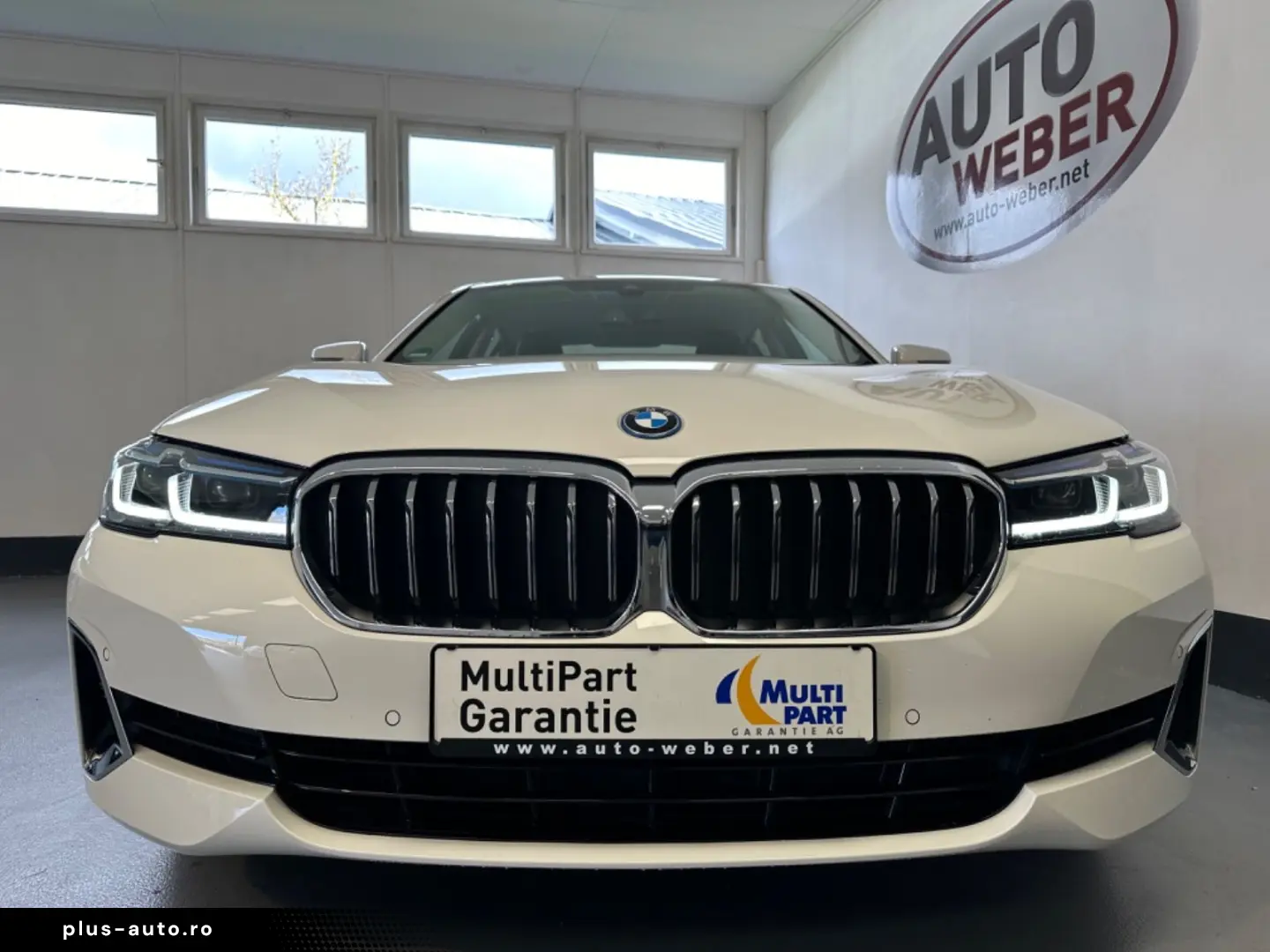 BMW 530 E LUXURY LINE LEDER NAVI HEAD UP BT MFL LED