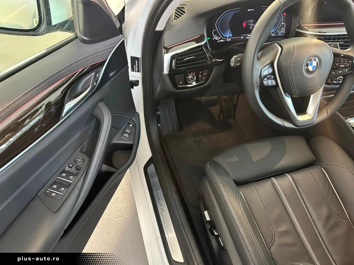 BMW 530 E LUXURY LINE LEDER NAVI HEAD UP BT MFL LED