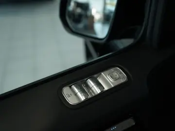MERCEDES-BENZ G 63 AMG 1.HD  21  MwSt  AHK  Night  Burmester