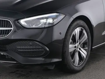 MERCEDES-BENZ C 220 d AVANTGARDE PANO LED KAM TOTW S…