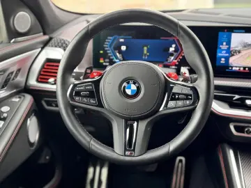 BMW XM PHEV Label Red 750 pk Urban Green Zeer Komple