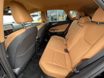 LEXUS NX 450h  E-Four Ventilation 360 Memory