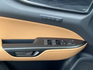 LEXUS NX 450h  E-Four Ventilation 360 Memory