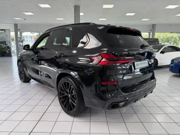BMW X5 xD30d M Sport Pro HUD STHZG SOFT H-K AHK 360
