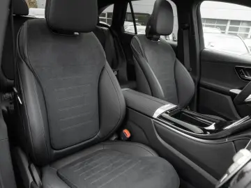 MERCEDES-BENZ GLC 300 e 4M AMG LED Pano AHK Burm3D 360 Night