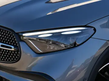 MERCEDES-BENZ GLC 300 4M.AMG Night.ACC HUD 360 Pano Burm.20