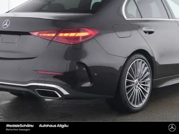 MERCEDES-BENZ C 200 AMG Advanced  19  Keyless Memory Kamera