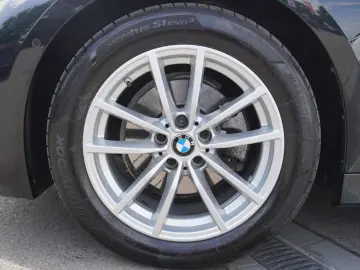 BMW 320i xDrive M Sport Laser Schiebedach Kamera AHK