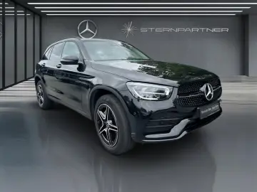 MERCEDES-BENZ GLC 300 e 4M AMG NIGHT PANO KAMERA AMBIENTE