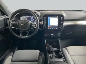 VOLVO XC40 T2 Aut PilotAssist BLIS Kamera 19'&a…