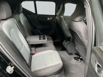 VOLVO XC40 T2 Aut PilotAssist BLIS Kamera 19'&a…