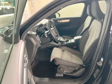 VOLVO XC40 T2 Aut PilotAssist BLIS Kamera 19'&a…