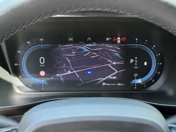 VOLVO XC40 Core 2WD Digitales Cockpit Soundsystem Sper