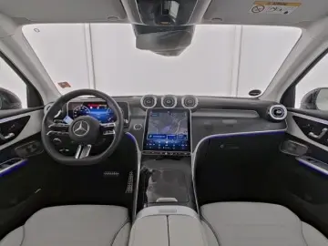 MERCEDES-BENZ GLC 220 d 4Matic AMG Line Premium  Tec…
