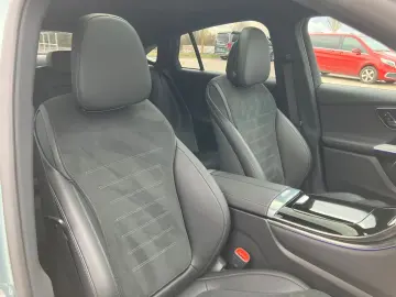 MERCEDES-BENZ GLC 300 4M Coupé AMG Pano AHK 360  Distro