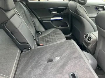 MERCEDES-BENZ GLC 300 4M Coupé AMG Pano AHK 360  Distro