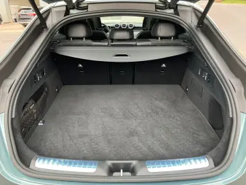 MERCEDES-BENZ GLC 300 4M Coupé AMG Pano AHK 360  Distro