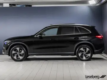 MERCEDES-BENZ GLC 300 e 4M DIG.LIGHT AHK Pano 360
