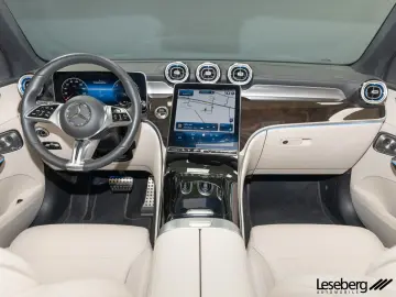 MERCEDES-BENZ GLC 300 e 4M DIG.LIGHT AHK Pano 360