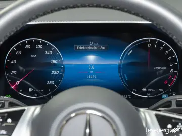MERCEDES-BENZ GLC 300 e 4M DIG.LIGHT AHK Pano 360