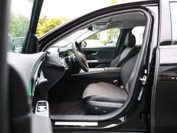 MERCEDES-BENZ E 300 de Avantgarde Advanced LED NAVI …