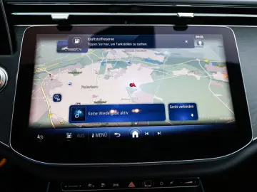 MERCEDES-BENZ E 300 de Avantgarde Advanced LED NAVI …
