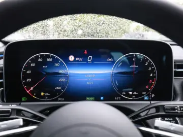 MERCEDES-BENZ E 300 de Avantgarde Advanced LED NAVI …